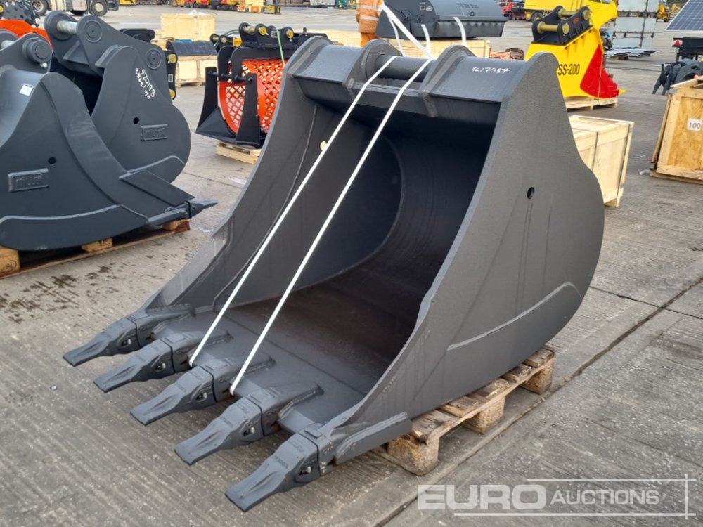 Unused CNH 44" Scoop Bucket 80mm Pin to suit 20 Ton Excavator - Ковш: фото 1 Unused CNH 44" Scoop Bucket 80mm Pin to suit 20 Ton Excavator - Ковш: фото 1