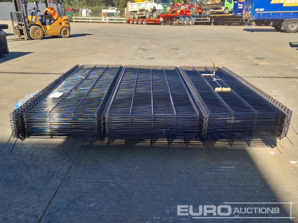 Unused Galvanised & Powder Coated Heavy Duty (5mm) Wire Mesh Fencing, 25 x H2.4m x W2.2m Panels, 26 x 60mm x 60mm x3m Posts, with Fittings (Black) - Строительное оборудование: фото 2 Unused Galvanised & Powder Coated Heavy Duty (5mm) Wire Mesh Fencing, 25 x H2.4m x W2.2m Panels, 26 x 60mm x 60mm x3m Posts, with Fittings (Black) - Строительное оборудование: фото 2