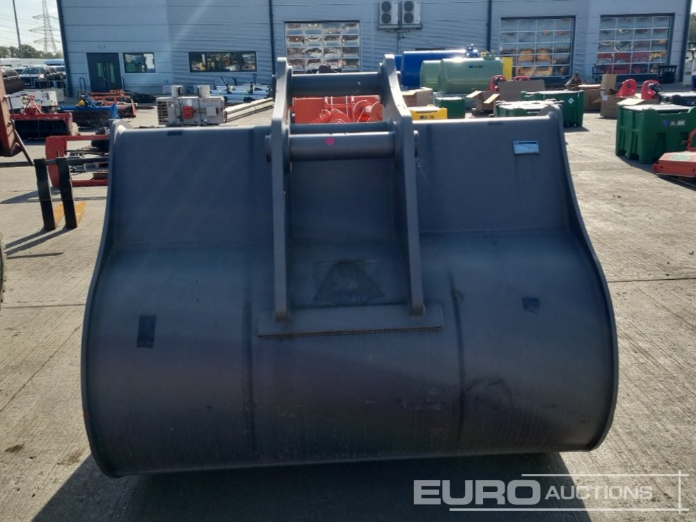 Unused Miller 70" Digging Bucket 90mm Pin to suit 30 Ton Excavator - Ковш: фото 3 Unused Miller 70" Digging Bucket 90mm Pin to suit 30 Ton Excavator - Ковш: фото 3