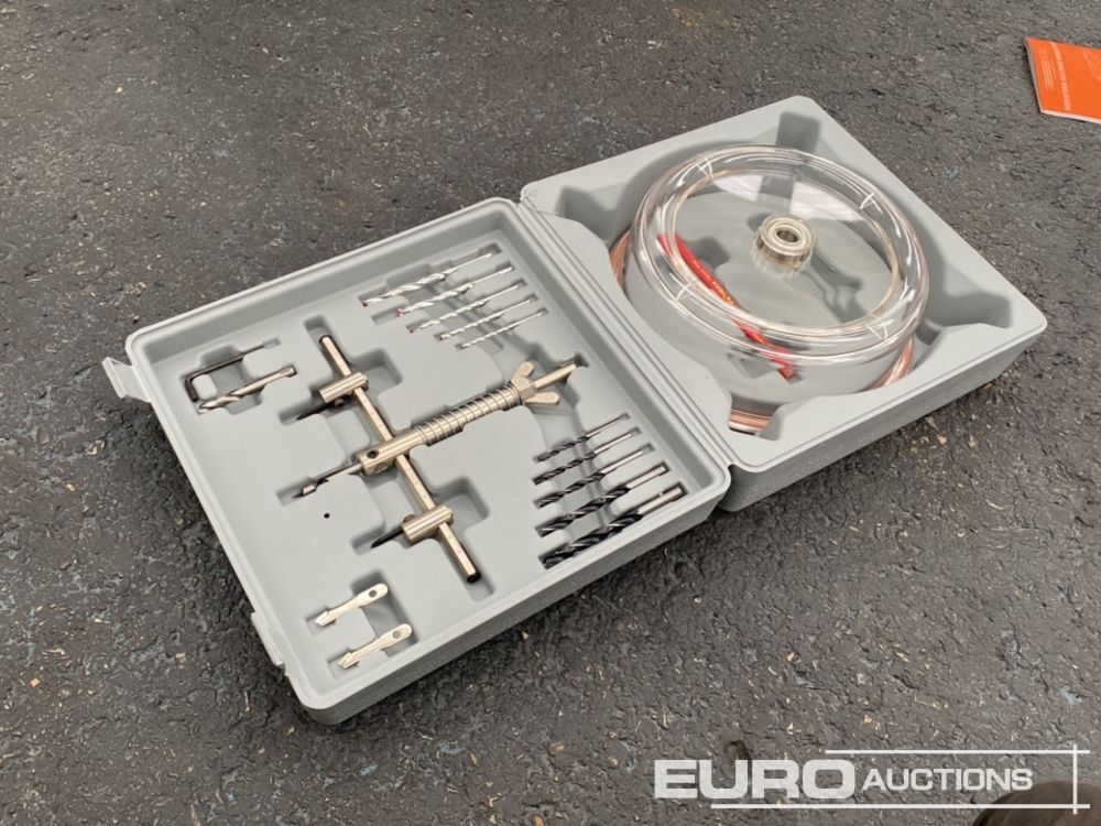 Unused Top Tools Circle Hole Cutter Kit - Оборудование для мастерских: фото 1 Unused Top Tools Circle Hole Cutter Kit - Оборудование для мастерских: фото 1