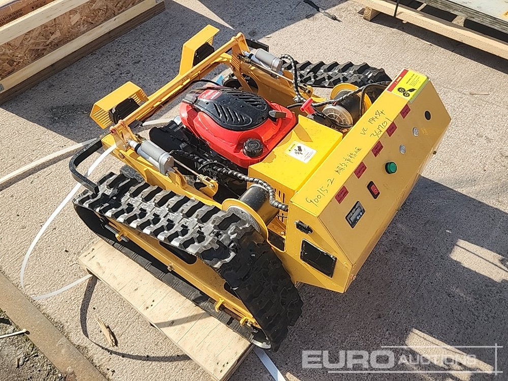 Unused Tracked Remote Control Lawnmower (Remote Control in Office) - Газонокосилка: фото 4 Unused Tracked Remote Control Lawnmower (Remote Control in Office) - Газонокосилка: фото 4
