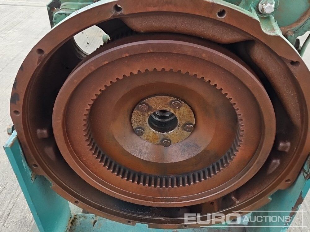 Двигатель Volvo 6 Cylinder Engine Block: фото 15 Двигатель Volvo 6 Cylinder Engine Block: фото 15