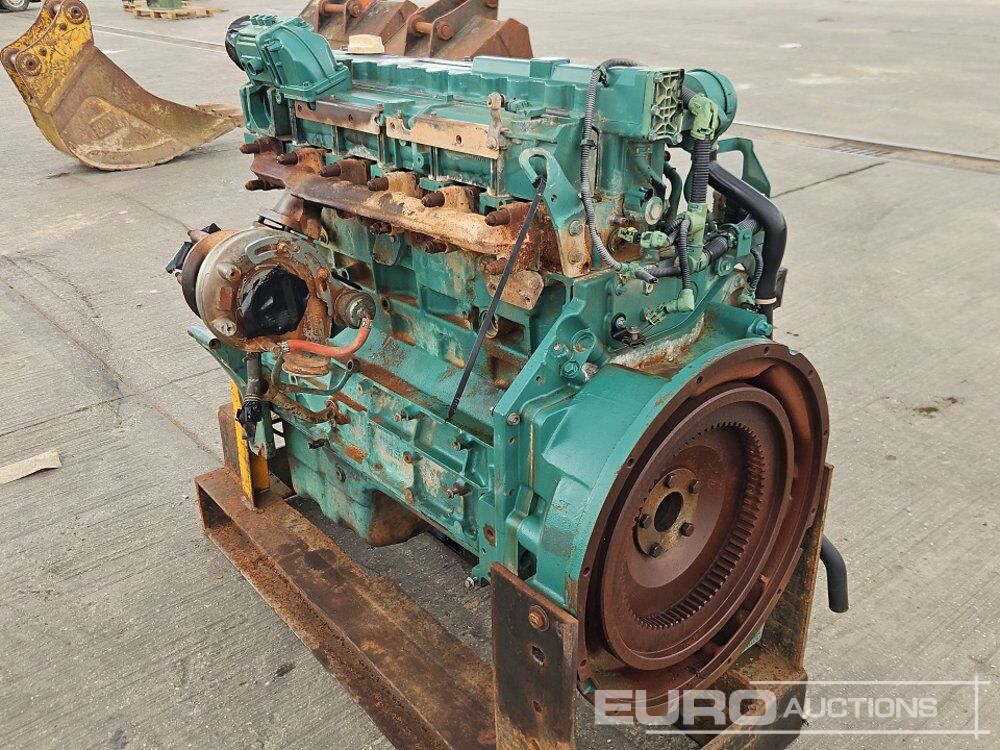 Volvo 6 Cylinder Engine Block - Двигатель: фото 3 Volvo 6 Cylinder Engine Block - Двигатель: фото 3