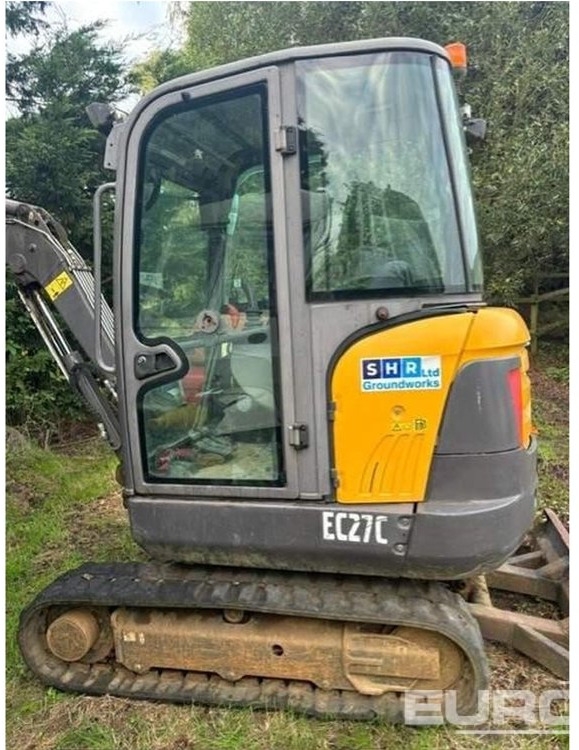Volvo EC27C - Мини-экскаватор: фото 1 Volvo EC27C - Мини-экскаватор: фото 1