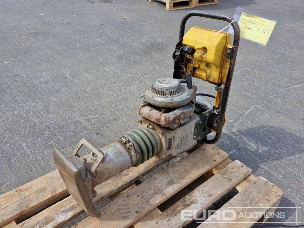 Wacker Neuson BS50-2 - Трамбовка: фото 1 Wacker Neuson BS50-2 - Трамбовка: фото 1