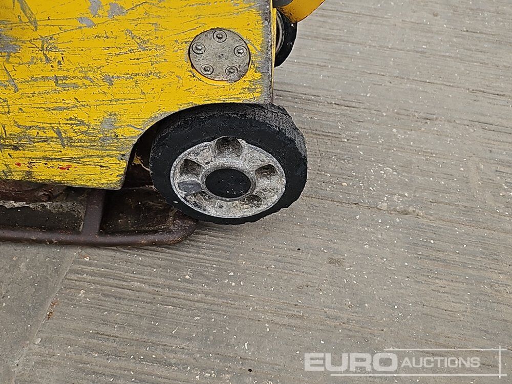 Виброплита Wacker Neuson Diesel Compaction Plate, Hatz Engine: фото 9 Виброплита Wacker Neuson Diesel Compaction Plate, Hatz Engine: фото 9