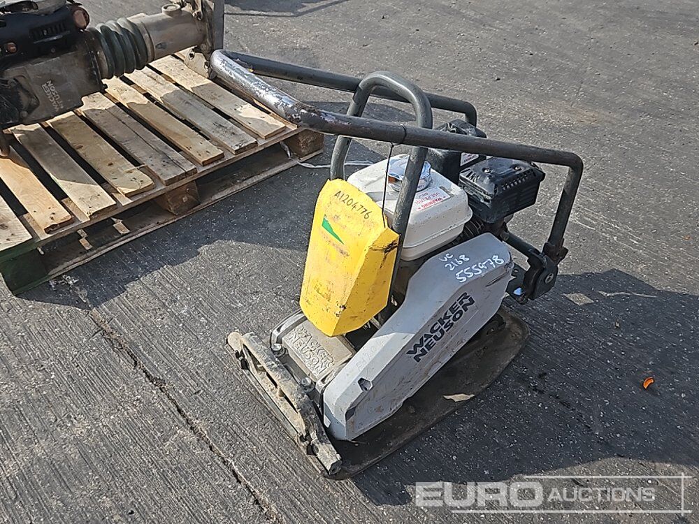 Wacker Neuson Petrol Compaction Plate - Виброплита: фото 1 Wacker Neuson Petrol Compaction Plate - Виброплита: фото 1