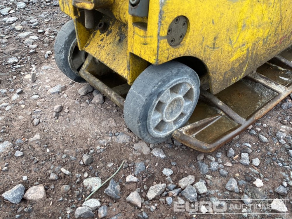 Wacker Neuson Petrol Compaction Rammer - Асфальтоукладочная техника: фото 5 Wacker Neuson Petrol Compaction Rammer - Асфальтоукладочная техника: фото 5