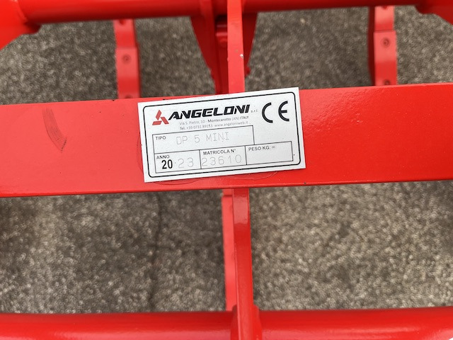 Angeloni DP5 Mini - Глубокорыхлитель: фото 3 Angeloni DP5 Mini - Глубокорыхлитель: фото 3