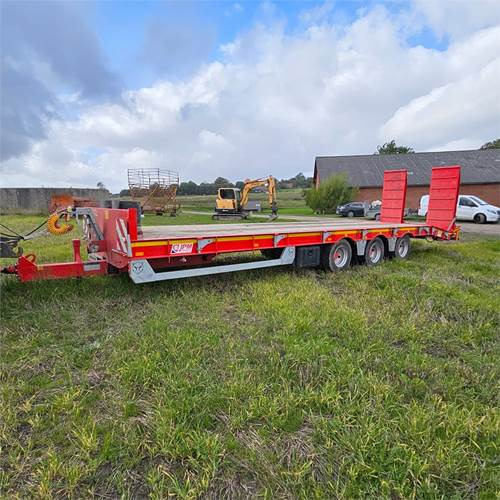 ABC 33000 T - Низкорамный прицеп: фото 2 ABC 33000 T - Низкорамный прицеп: фото 2