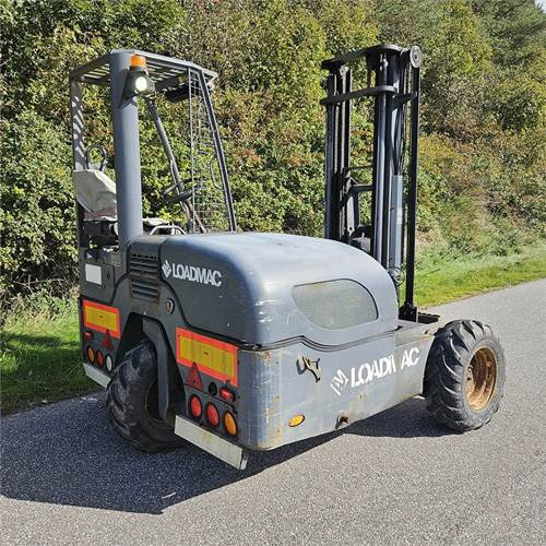 ABC 825 - Мобильный вилочный погрузчик: фото 3 ABC 825 - Мобильный вилочный погрузчик: фото 3