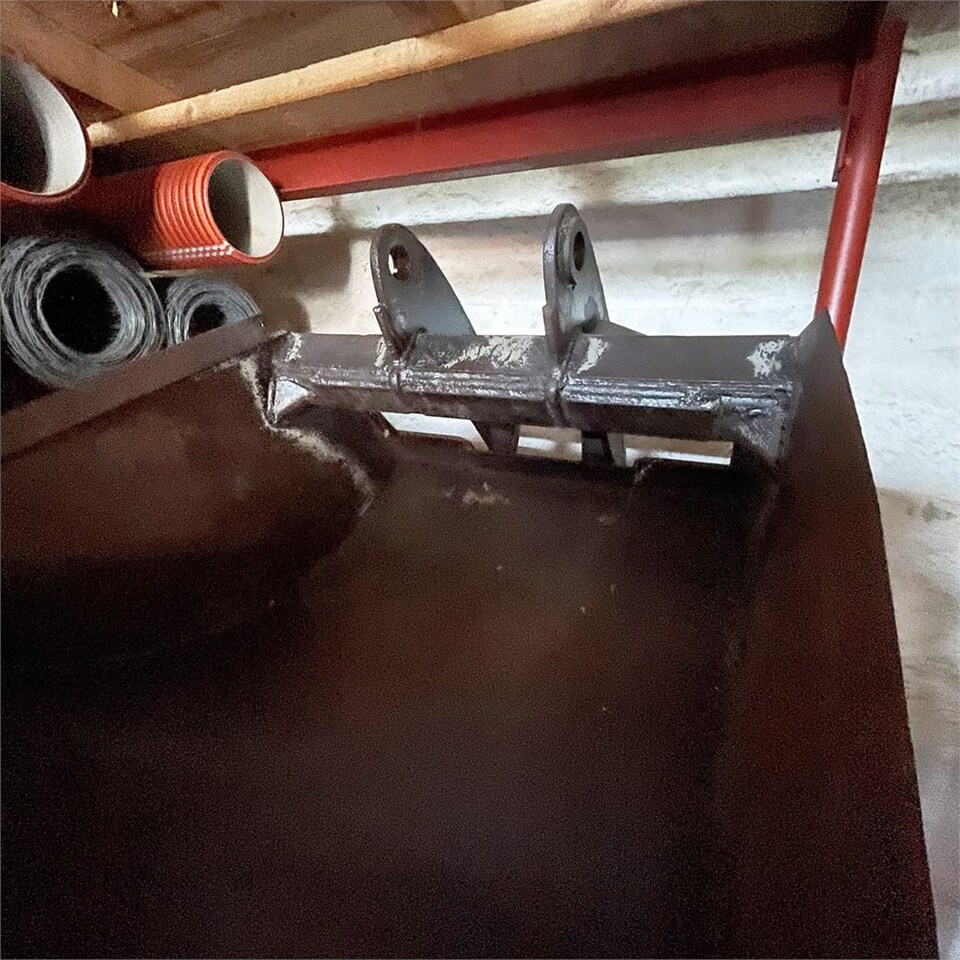 Ковш для Экскаваторов-погрузчиков ABC 90cm: фото 6 Ковш для Экскаваторов-погрузчиков ABC 90cm: фото 6