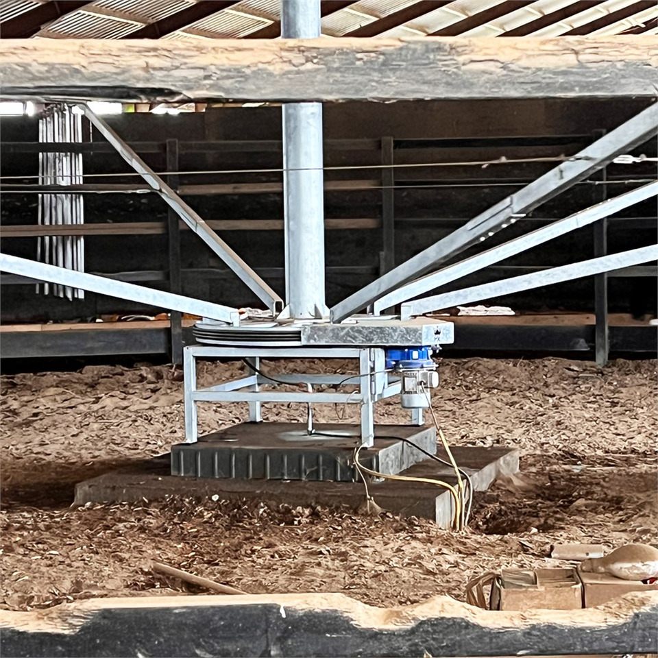 ABC Molenkoning Horse Walker - 20 meter - Se Video! - Инвентарь для животноводства: фото 5 ABC Molenkoning Horse Walker - 20 meter - Se Video! - Инвентарь для животноводства: фото 5