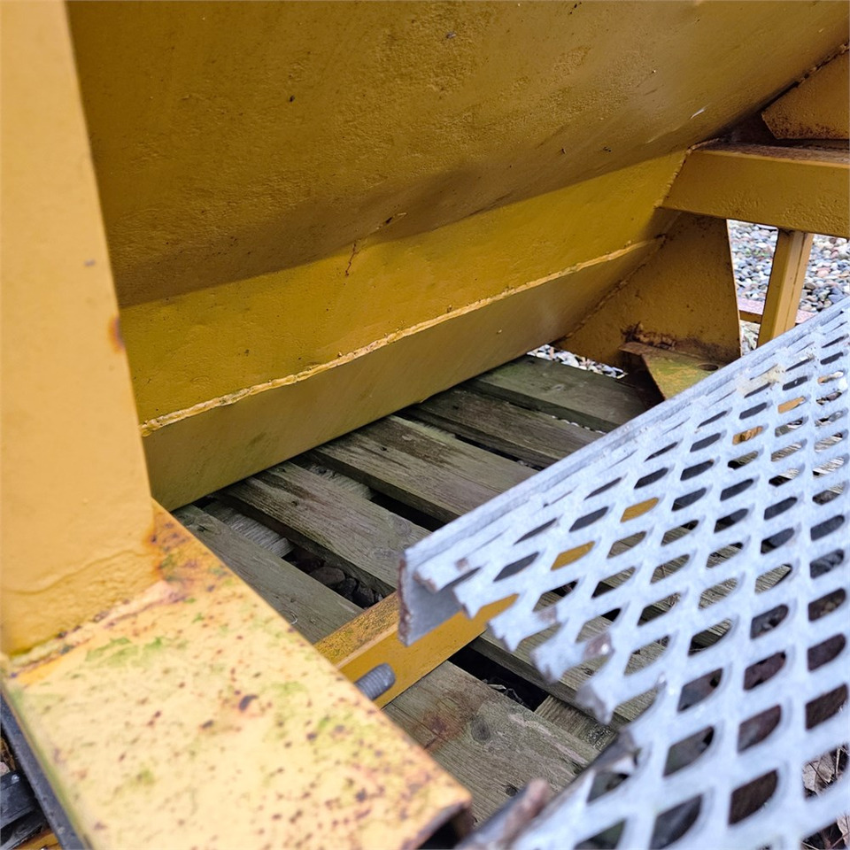 Разбрасыватель песка/ Соли ABC Saltspreder: фото 9 Разбрасыватель песка/ Соли ABC Saltspreder: фото 9