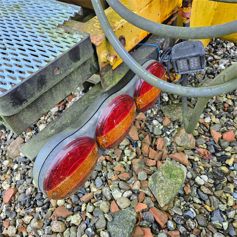 Разбрасыватель песка/ Соли ABC Saltspreder: фото 13 Разбрасыватель песка/ Соли ABC Saltspreder: фото 13