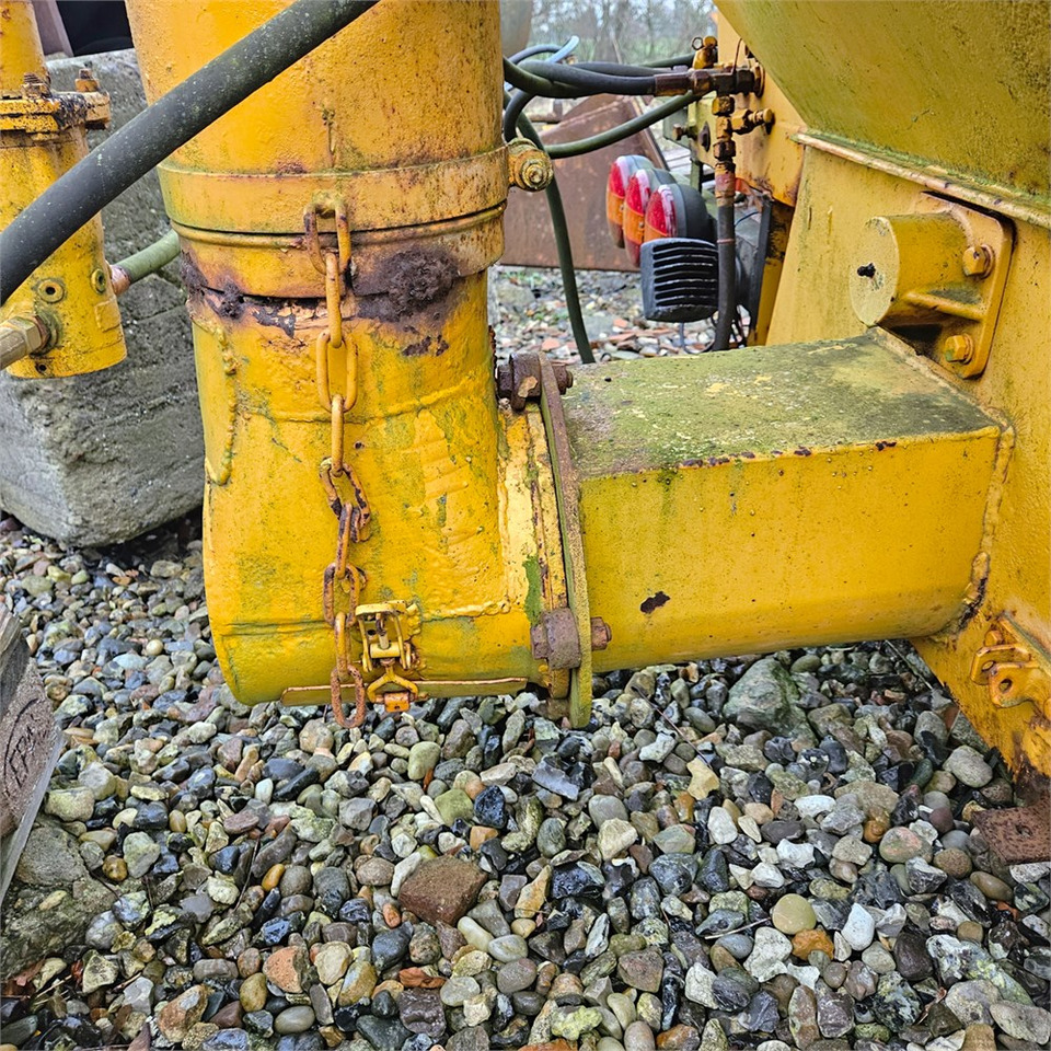 Разбрасыватель песка/ Соли ABC Saltspreder: фото 11 Разбрасыватель песка/ Соли ABC Saltspreder: фото 11