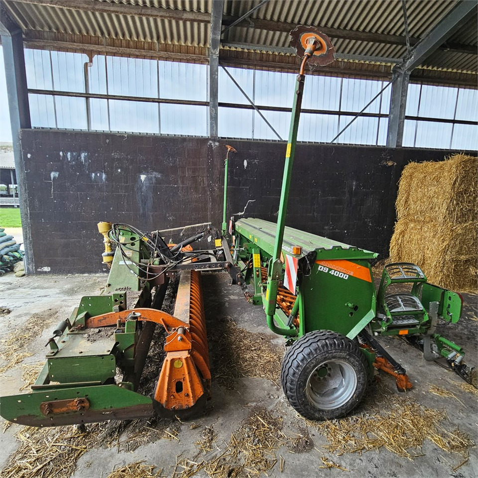 Amazone D9 4000 Super - KG 402 - Посевная техника: фото 1 Amazone D9 4000 Super - KG 402 - Посевная техника: фото 1