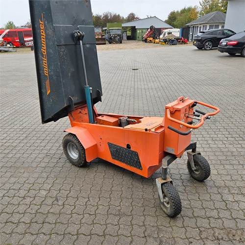 Bernards RCD 1200 - Мини-самосвал: фото 3 Bernards RCD 1200 - Мини-самосвал: фото 3