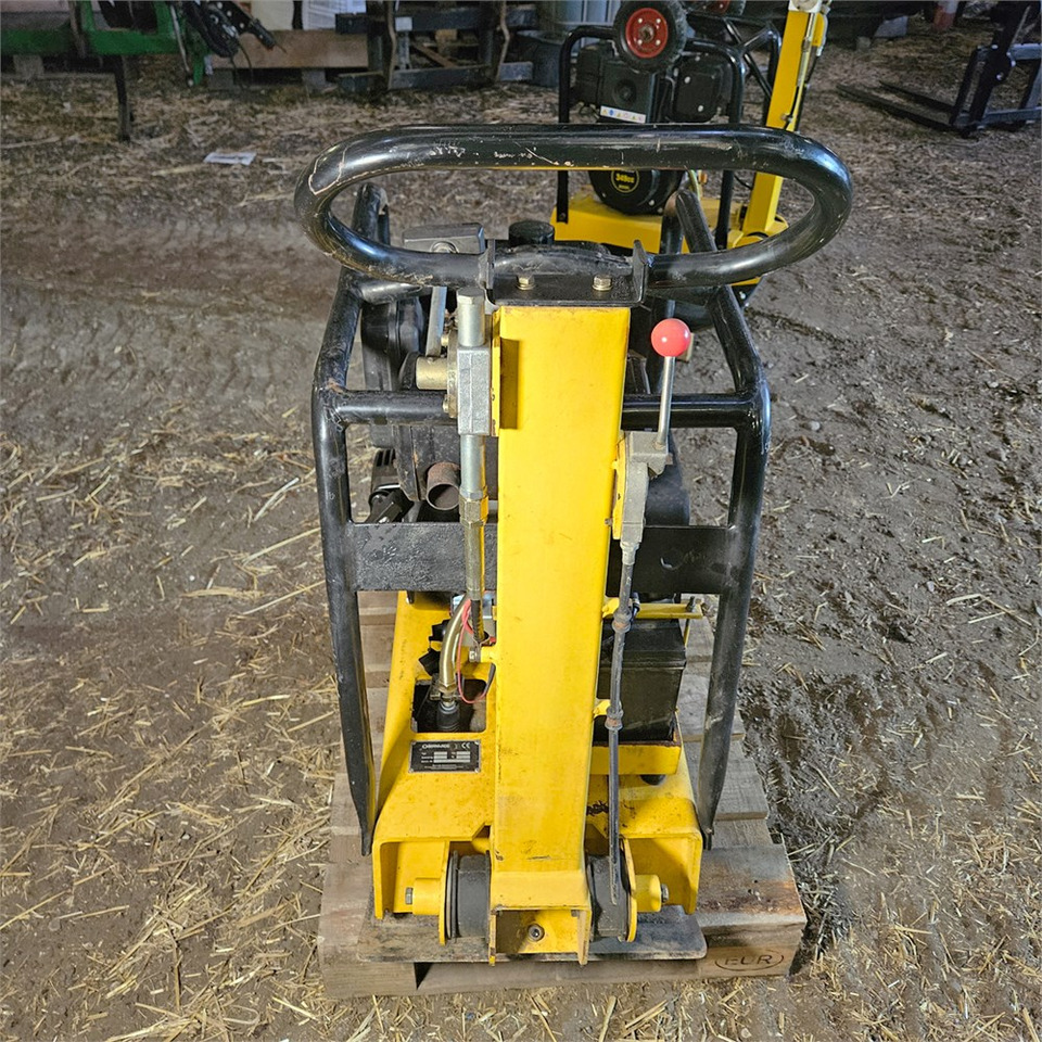 Bernards RT250-1 - Виброплита: фото 5 Bernards RT250-1 - Виброплита: фото 5