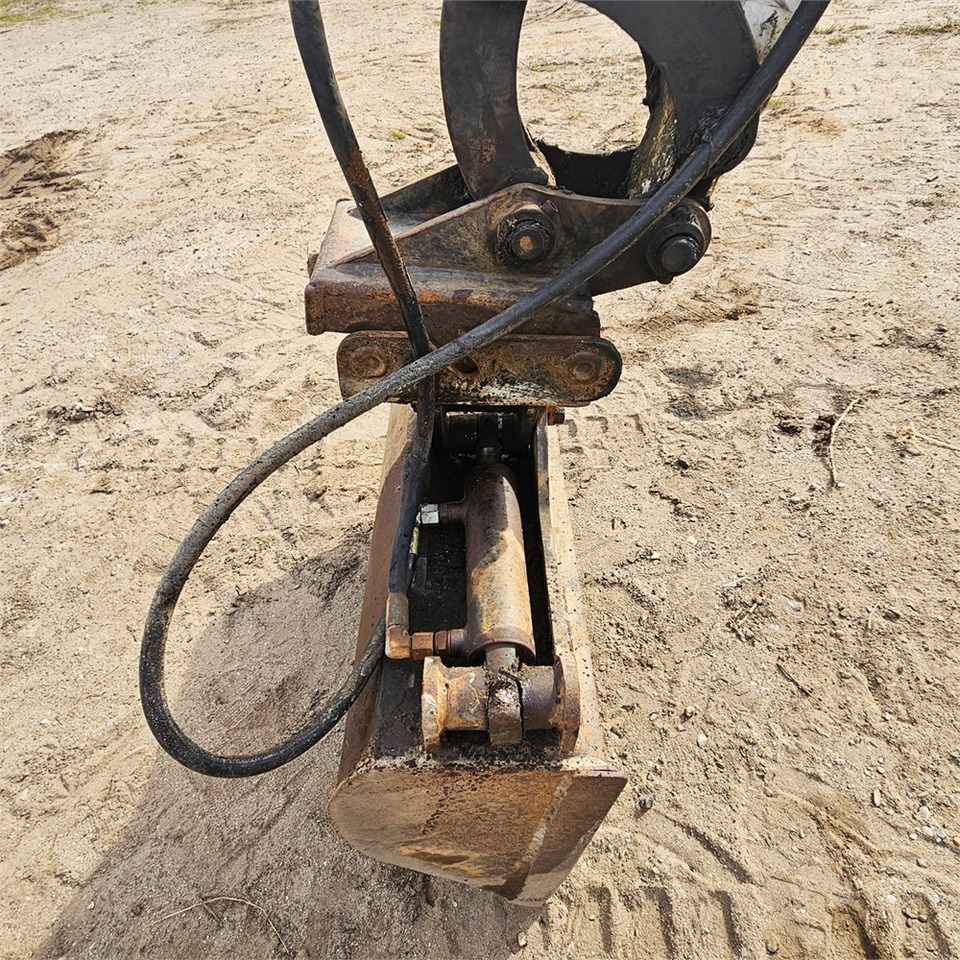 Мини-экскаватор Bobcat E10: фото 19