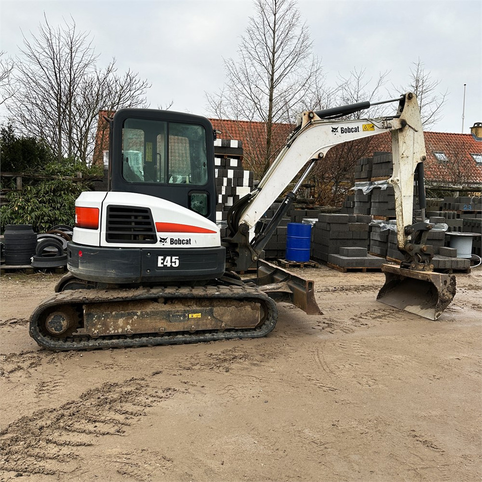 Bobcat E45 - Мини-экскаватор: фото 2 Bobcat E45 - Мини-экскаватор: фото 2