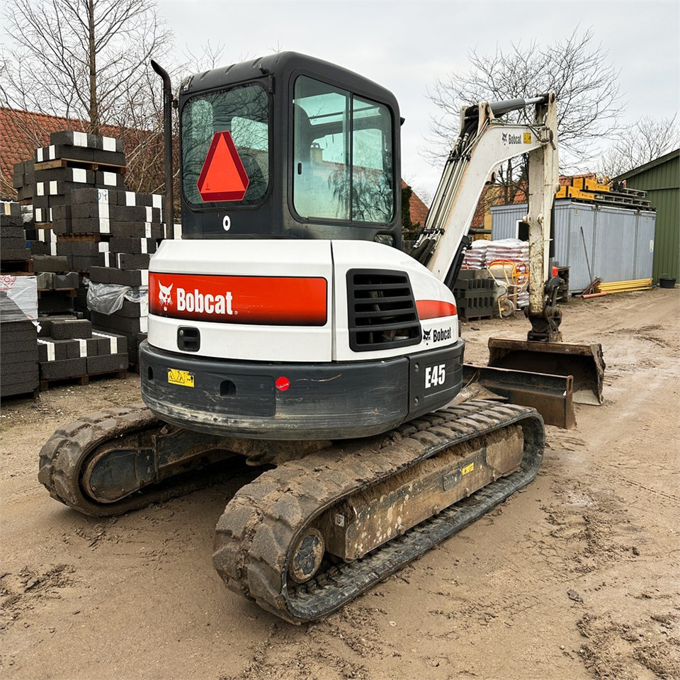 Bobcat E45 - Мини-экскаватор: фото 3 Bobcat E45 - Мини-экскаватор: фото 3