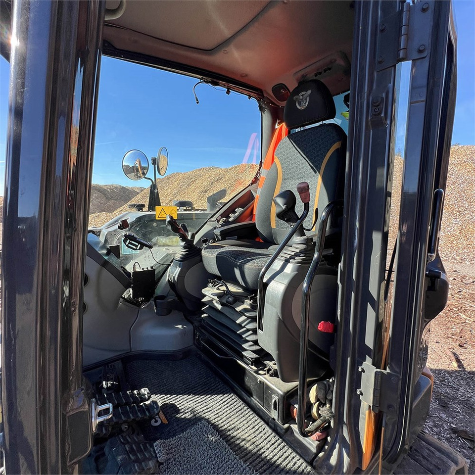 Мини-экскаватор Case CX90D: фото 15