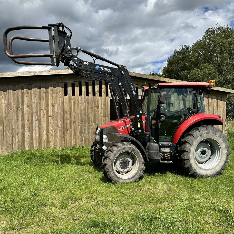 Case IH Farmall 65 A - Трактор: фото 2 Case IH Farmall 65 A - Трактор: фото 2