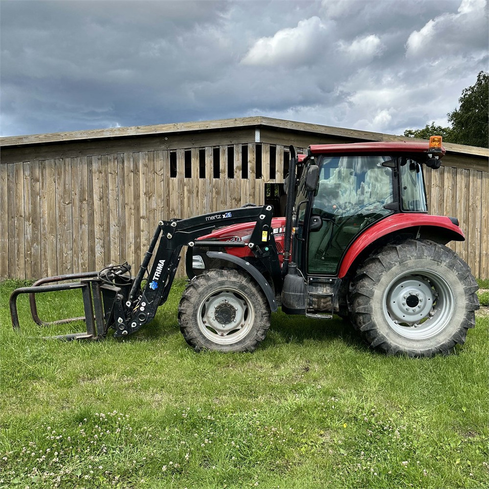Case IH Farmall 65 A - Трактор: фото 4 Case IH Farmall 65 A - Трактор: фото 4