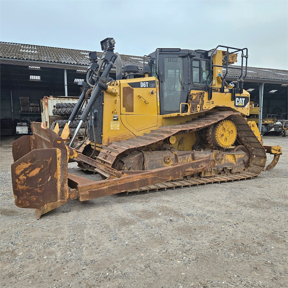 Caterpillar D6T LGP - Бульдозер: фото 1 Caterpillar D6T LGP - Бульдозер: фото 1