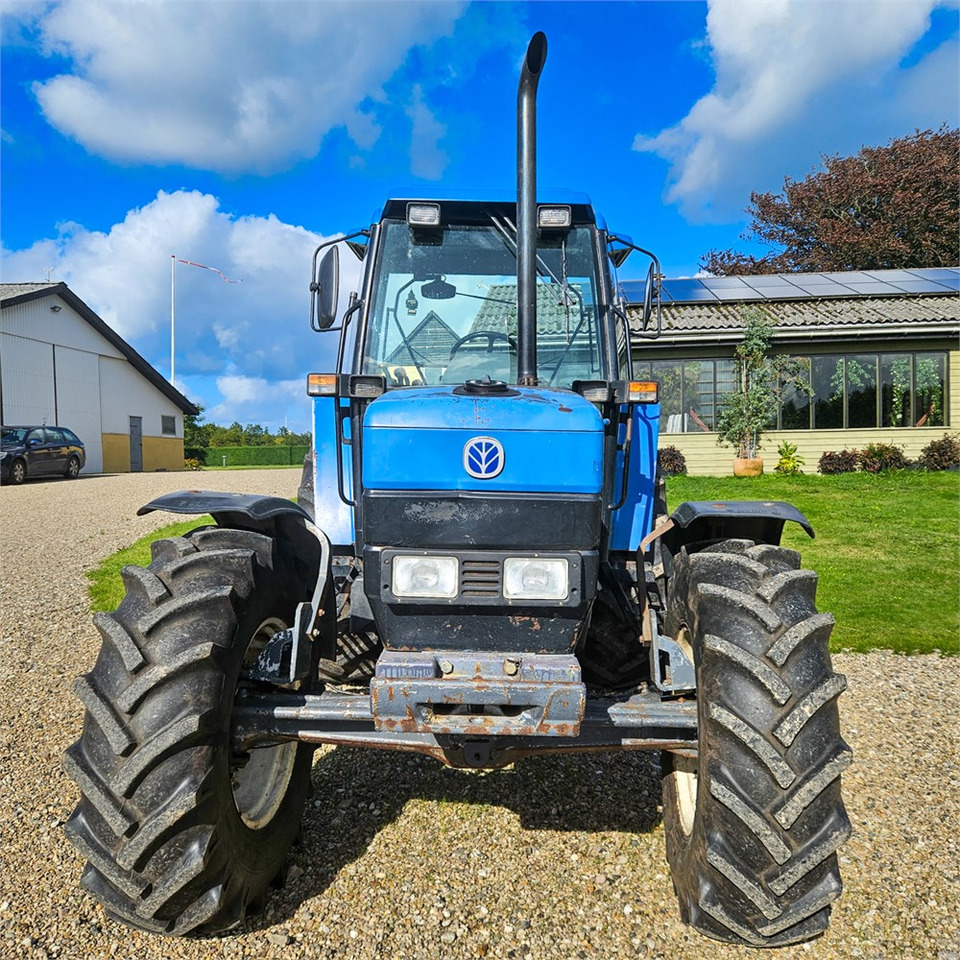 Ford 8340 Powerstar SLE - Трактор: фото 4 Ford 8340 Powerstar SLE - Трактор: фото 4