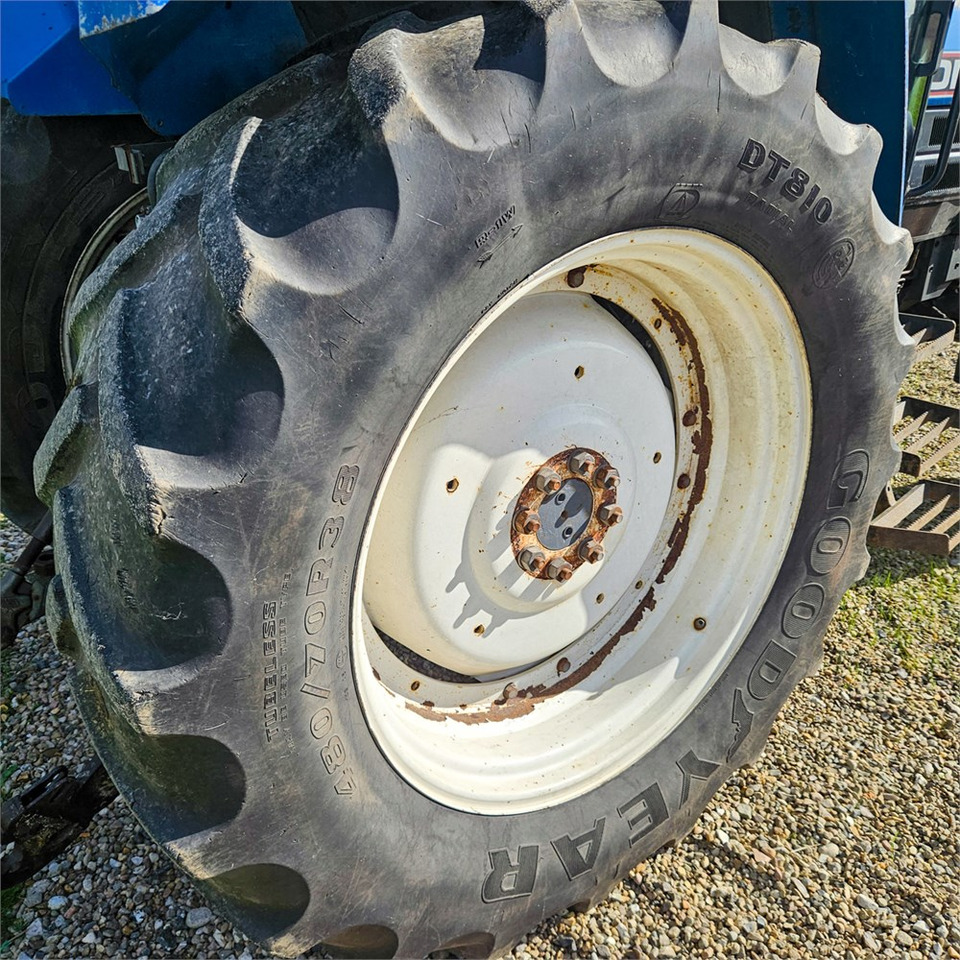 Трактор Ford 8340 Powerstar SLE: фото 42