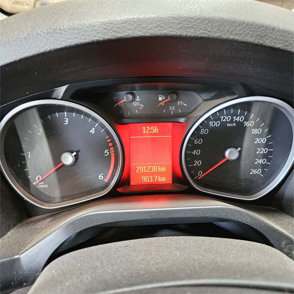 Внедорожник Ford S-Max: фото 12
