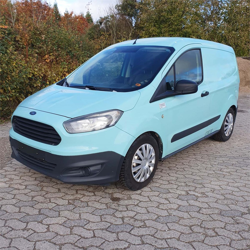 Ford Transit Courier 1,0 Ecoboost - Легковой фургон: фото 2 Ford Transit Courier 1,0 Ecoboost - Легковой фургон: фото 2