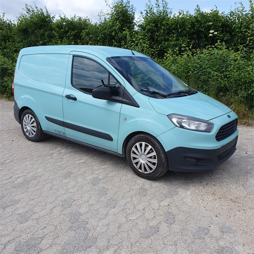 Ford Transit Courier - Легковой фургон: фото 4 Ford Transit Courier - Легковой фургон: фото 4
