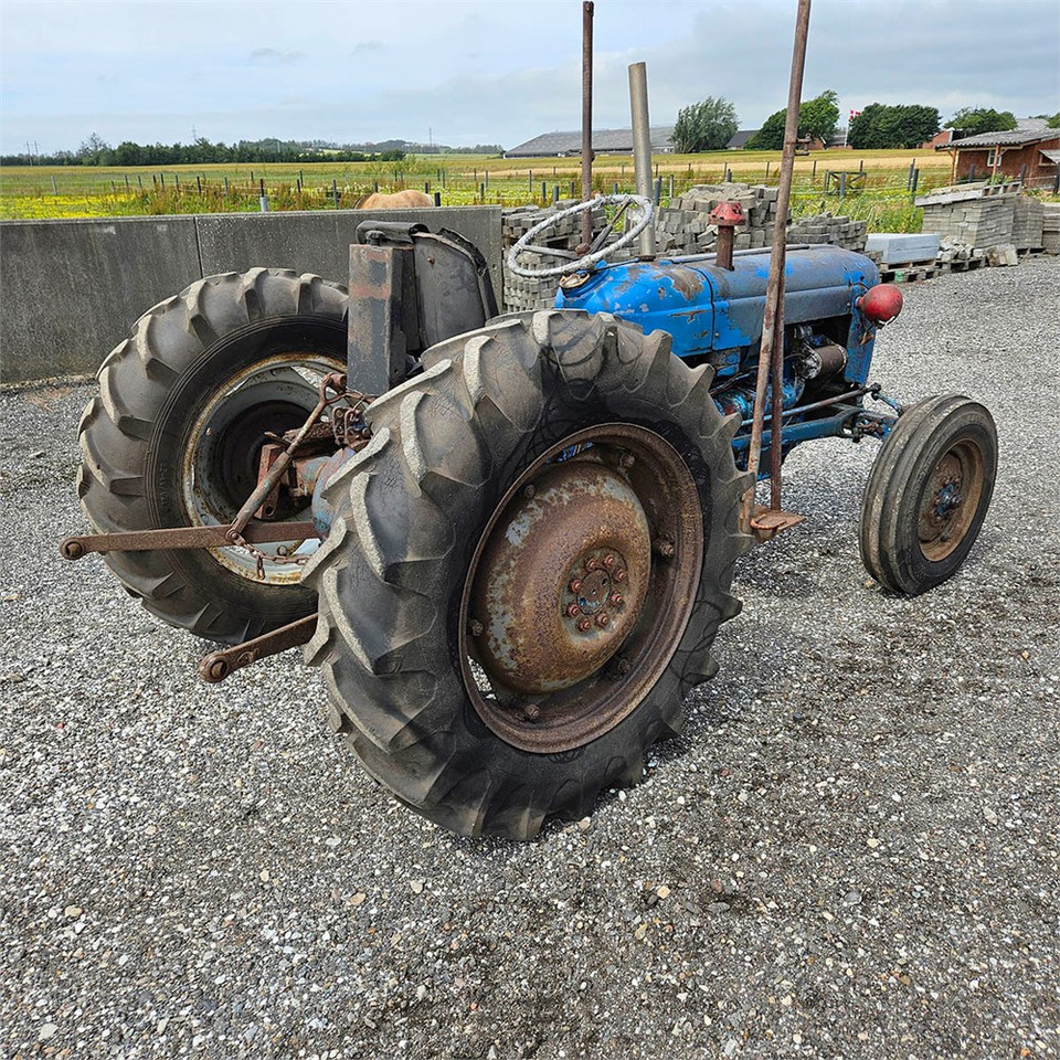 Fordson Dexta - Трактор: фото 4 Fordson Dexta - Трактор: фото 4