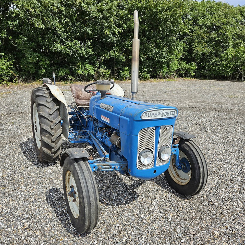 Fordson Super Dexta - Трактор: фото 2 Fordson Super Dexta - Трактор: фото 2