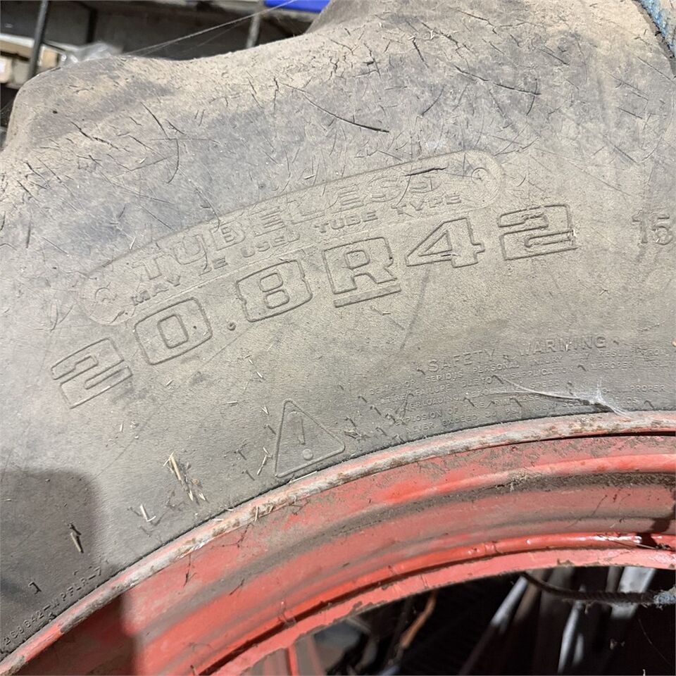 Goodyear 20.8 R 42 - Трактор: фото 3 Goodyear 20.8 R 42 - Трактор: фото 3