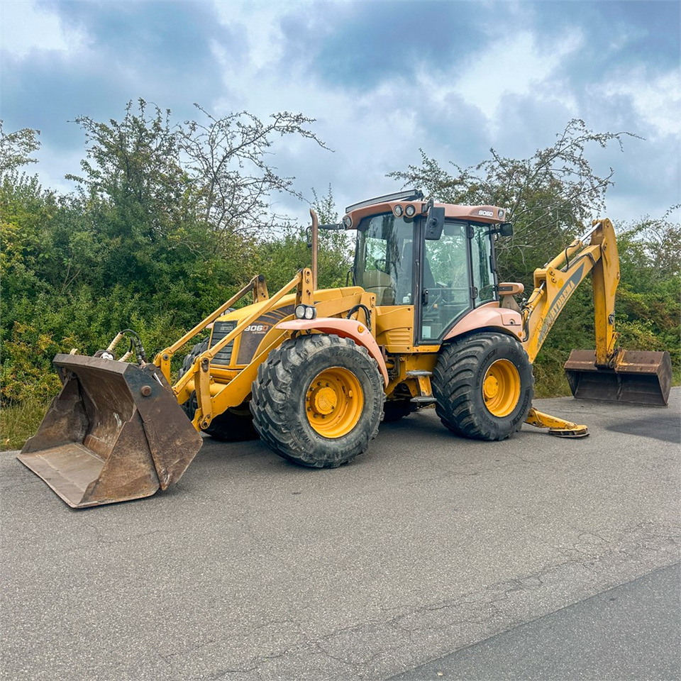 Hydrema 906 D - Экскаватор-погрузчик: фото 1 Hydrema 906 D - Экскаватор-погрузчик: фото 1