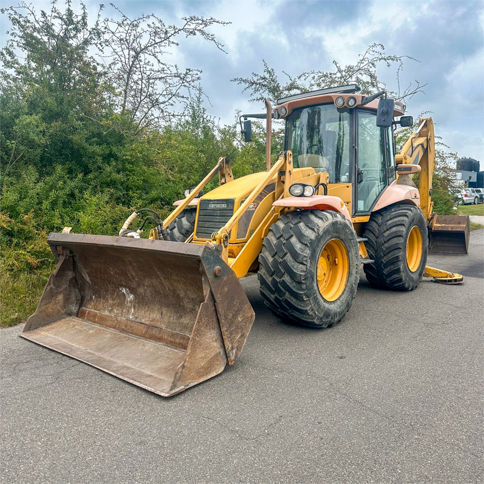 Hydrema 906 D - Экскаватор-погрузчик: фото 2 Hydrema 906 D - Экскаватор-погрузчик: фото 2