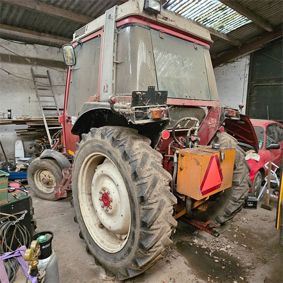 IH 485 XL - Трактор: фото 3 IH 485 XL - Трактор: фото 3