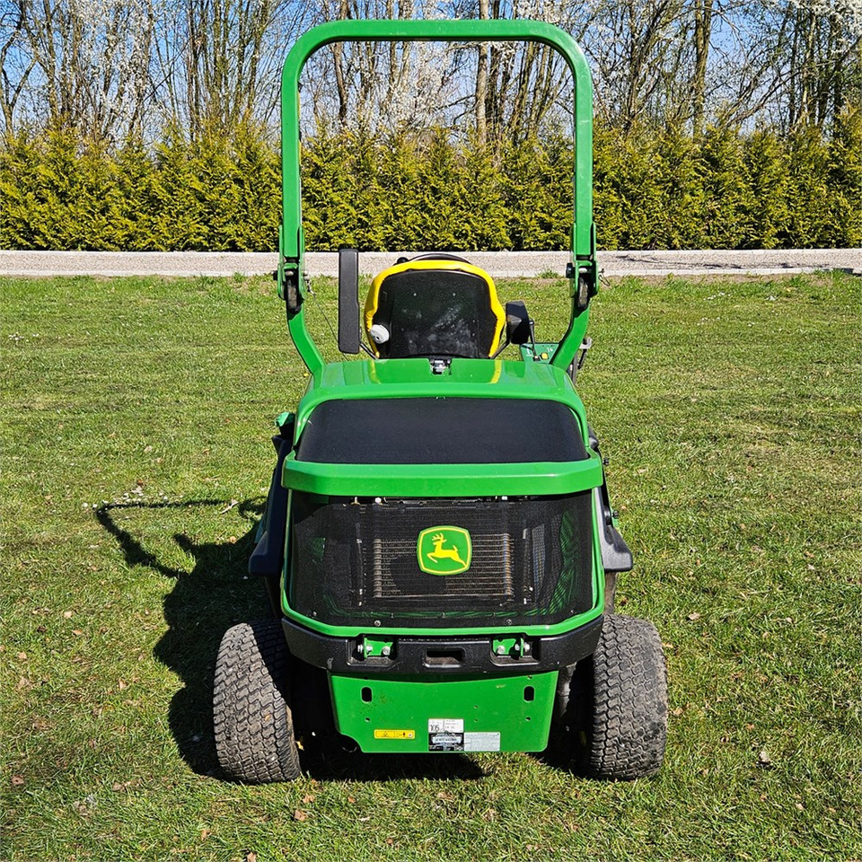 John Deere 1550 TerrainCut - Газонокосилка: фото 4 John Deere 1550 TerrainCut - Газонокосилка: фото 4