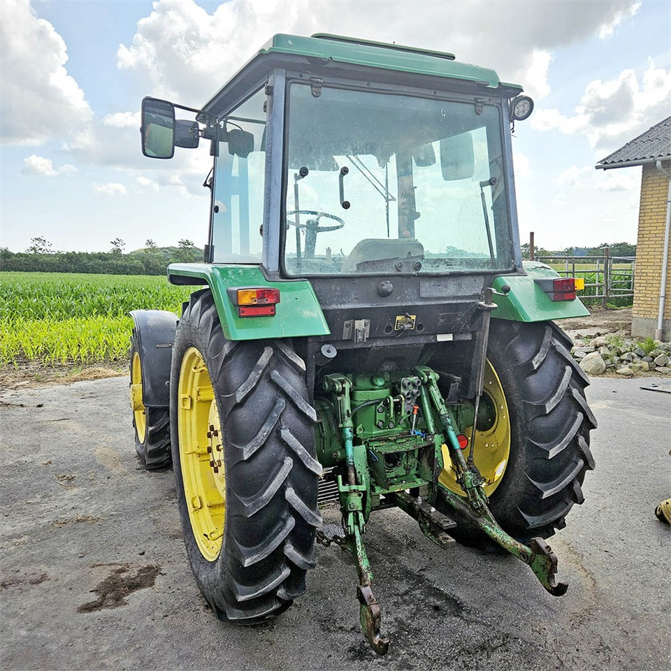 John Deere 2850 MFWD - Трактор: фото 4 John Deere 2850 MFWD - Трактор: фото 4