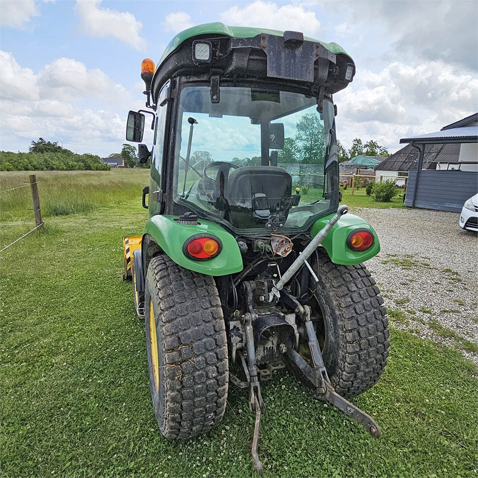 John Deere 3720 - Трактор: фото 5 John Deere 3720 - Трактор: фото 5