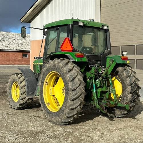 John Deere 6300 - Трактор: фото 3 John Deere 6300 - Трактор: фото 3