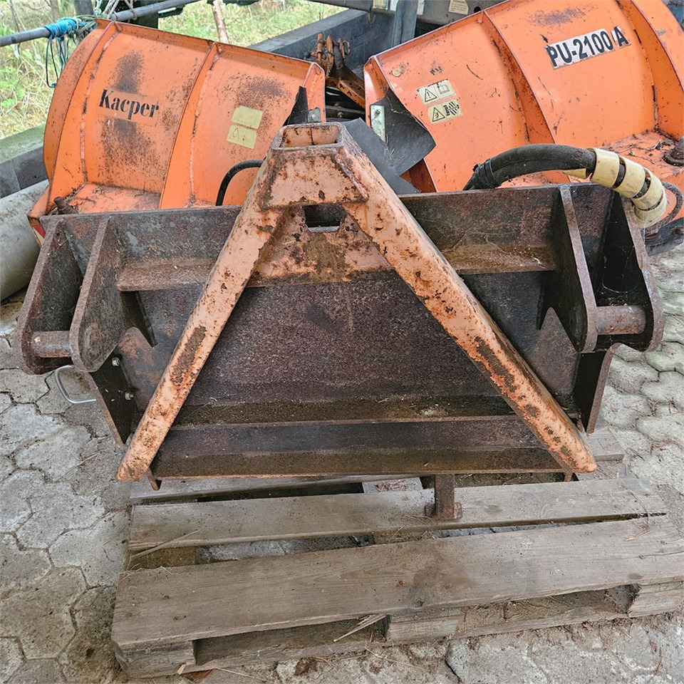 Kacper PU2100A - Отвал для снега: фото 4 Kacper PU2100A - Отвал для снега: фото 4