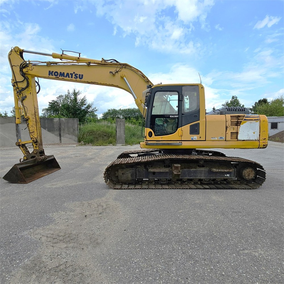 Komatsu PC210 LC-8 - Гусеничный экскаватор: фото 1 Komatsu PC210 LC-8 - Гусеничный экскаватор: фото 1