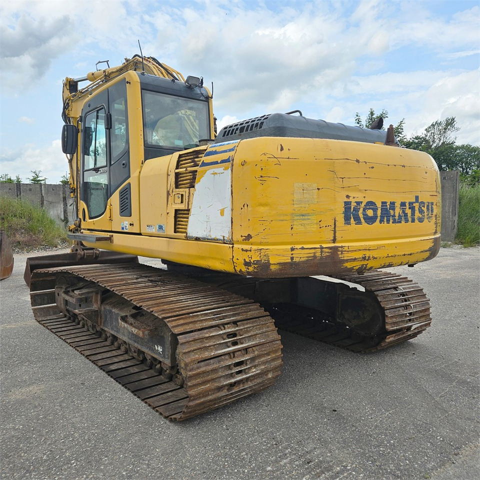 Komatsu PC210 LC-8 - Гусеничный экскаватор: фото 3 Komatsu PC210 LC-8 - Гусеничный экскаватор: фото 3