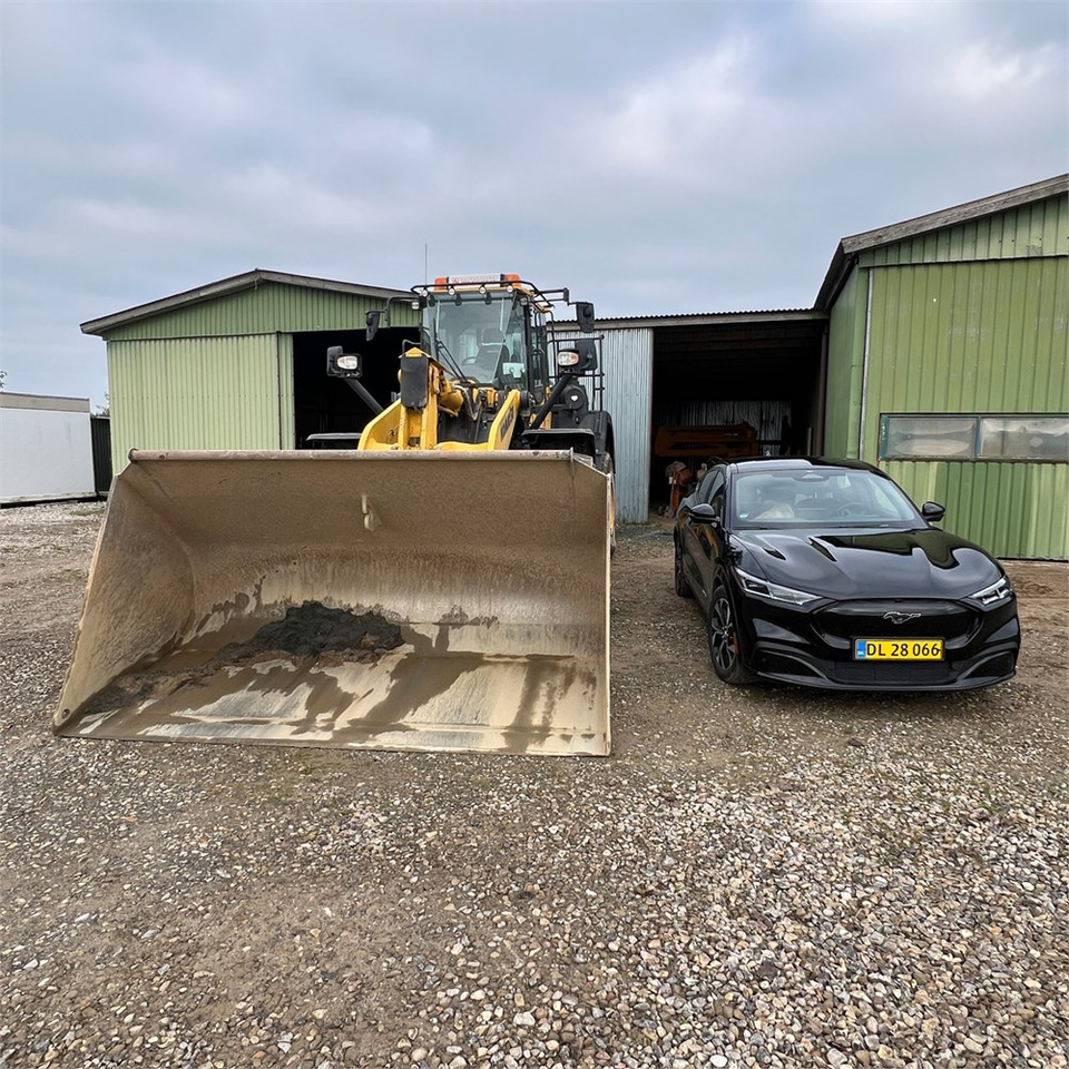 Komatsu WA480-8 лизинг Komatsu WA480-8: фото 43 Komatsu WA480-8 лизинг Komatsu WA480-8: фото 43