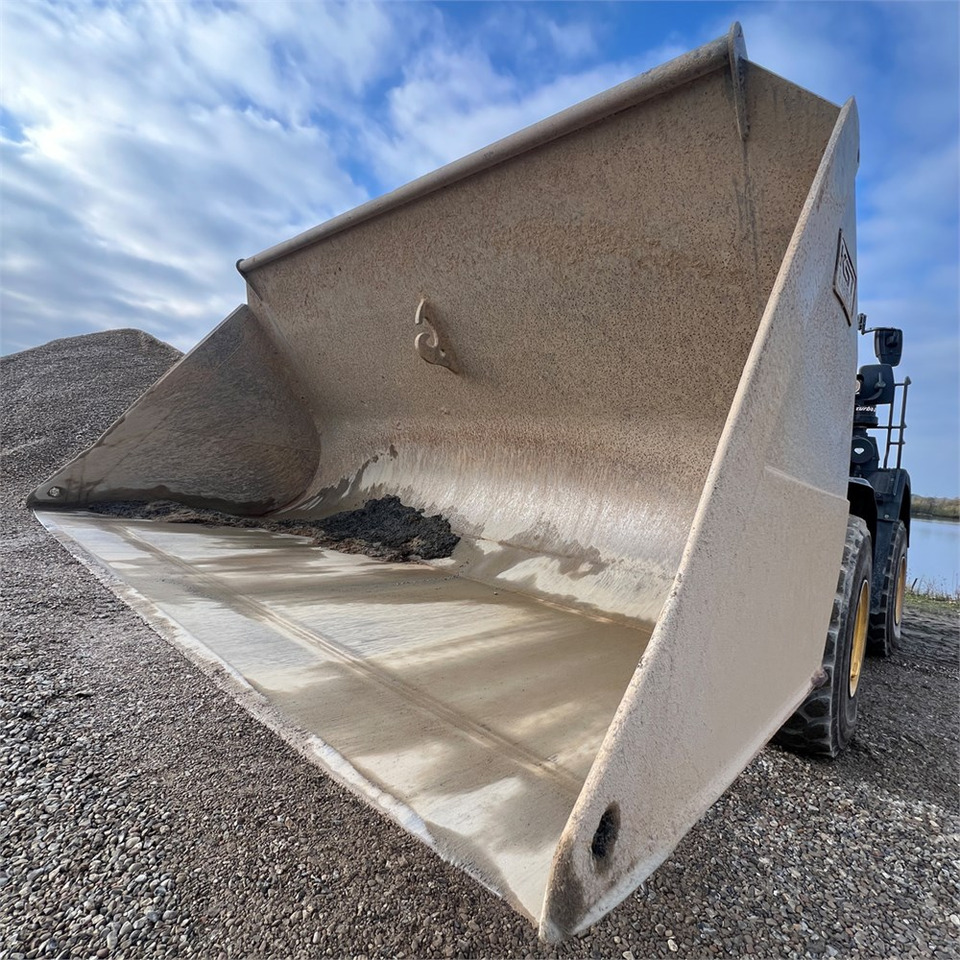 Komatsu WA480-8 лизинг Komatsu WA480-8: фото 29 Komatsu WA480-8 лизинг Komatsu WA480-8: фото 29